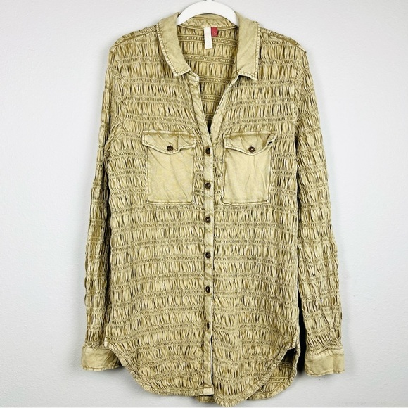 Anthropologie Pilcro Smocked Pleated Buttondown Shacket Shirt in Beige - Picture 3 of 6